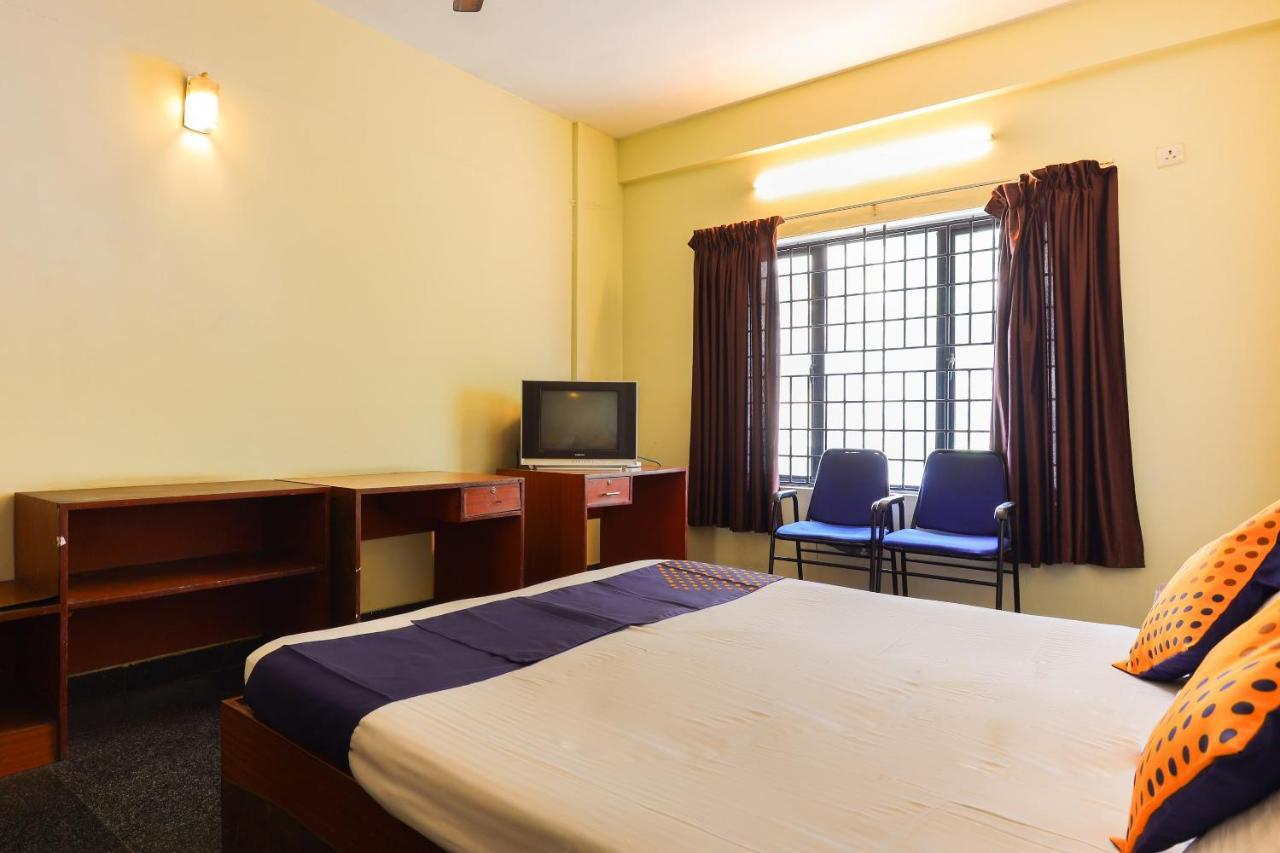 Spot On 64230 Killi Tourist Home Thiruvananthapuram Extérieur photo