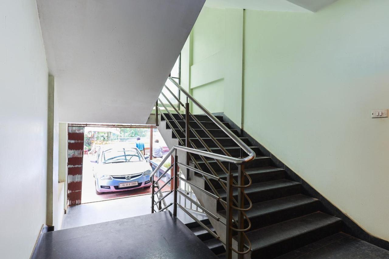 Spot On 64230 Killi Tourist Home Thiruvananthapuram Extérieur photo